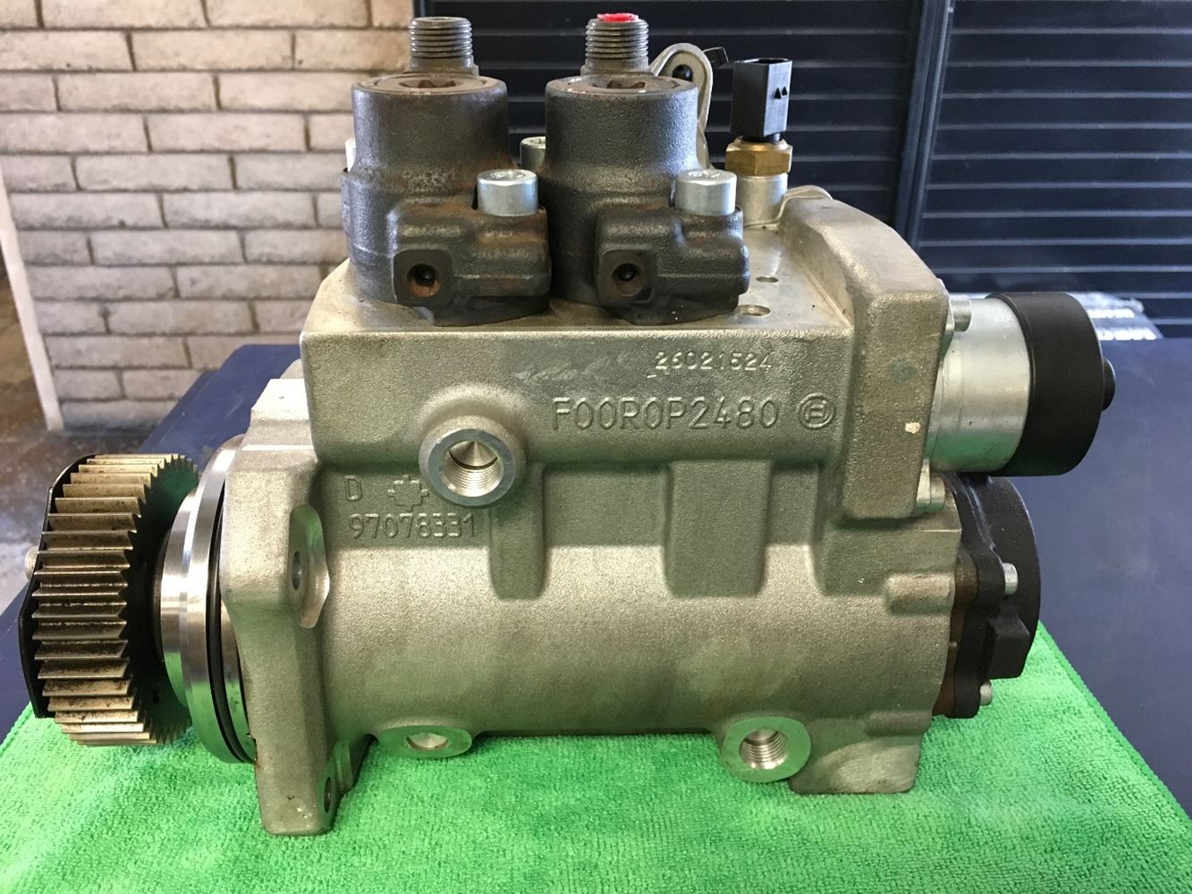 Detroit DD15 (Stock 52270) Fuel Gear Pumps TPI