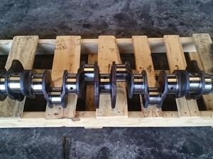 Used INTERNATIONAL DT 466E Crankshaft (Stock #13488)) Part Image