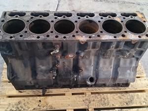 Used INTERNATIONAL DT 570 Block (Stock #10903)) Part Image