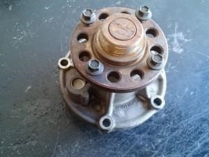 Used INTERNATIONAL VT275 Water Pump (Stock #4002)) Part Image
