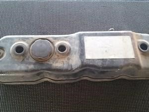 Used ISUZU 4BD2 Valve Cover (Stock #6780)) Part Image