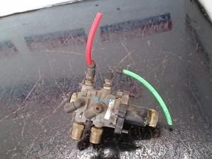 Used VOLVO Brake & Brake Part (Stock #12483)) Part Image