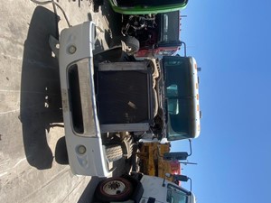 Used FREIGHTLINER COLUMBIA Cab Image