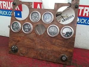 Used 2000 FREIGHTLINER Dash Ass'y (Stock #4639)) Part Image