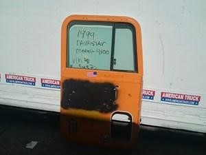 Used 1999 INTERNATIONAL Navistar Door (Stock #8026)) Part Image