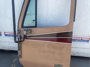 Used FREIGHTLINER COLUMBIA Door (Stock #538556)) Part Image
