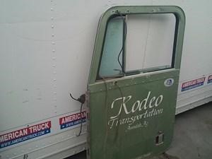 Used PETERBILT 379 Door (Stock #8099)) Part Image