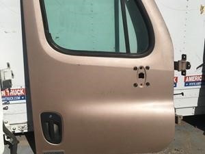 Used FREIGHTLINER Cascadia Door (Stock #52641)) Part Image