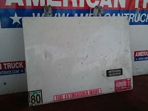 Used VOLVO VNL Door (Stock #5587)) Part Image