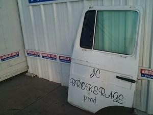 Used 1990 MACK Door (Stock #8086)) Part Image