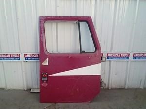 Used INTERNATIONAL 4900 Door (Stock #8033)) Part Image