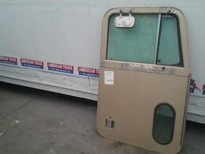 Used 2000 PETERBILT 379 Door (Stock #8112)) Part Image