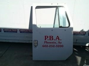 Used 1993 INTERNATIONAL Door (Stock #7736)) Part Image