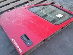 Used VOLVO VNL Door (Stock #8131)) Part Image