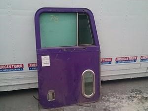 Used 2000 PETERBILT 379 Door (Stock #8110)) Part Image
