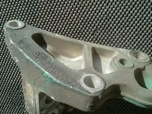 Used VOLVO D16 Engine Mount (Stock #11105)) Part Image