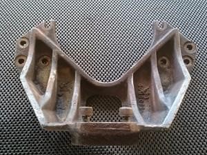 Used CUMMINS M11 Engine Mount (Stock #9877)) Part Image