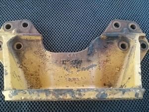Used CATERPILLAR 3126 Engine Mount (Stock #13440)) Part Image