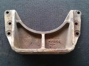 Used CATERPILLAR C15 Engine Mount (Stock #11447)) Part Image