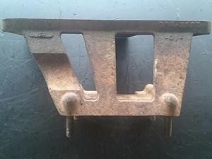 Used CATERPILLAR C15 Engine Mount (Stock #6289)) Part Image