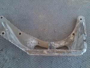 Used CUMMINS ISM Engine Mount Image