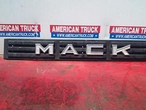 Used 2009 MACK Grille Image