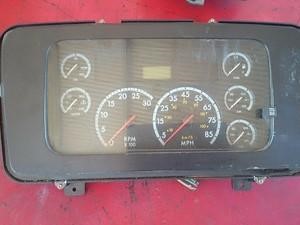 Used 2004 STERLING A9513 Instrument Cluster (Stock #729)) Part Image