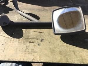 Used Mirror (Stock #13943)) Part Image