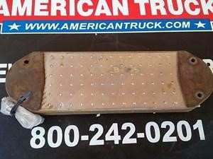 Used 1998 VOLVO D12 Oil Cooler (Stock #5094)) Part Image