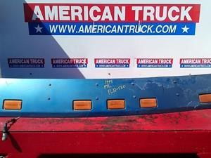 Used 1995 FREIGHTLINER FLD120 Sun Visor Image