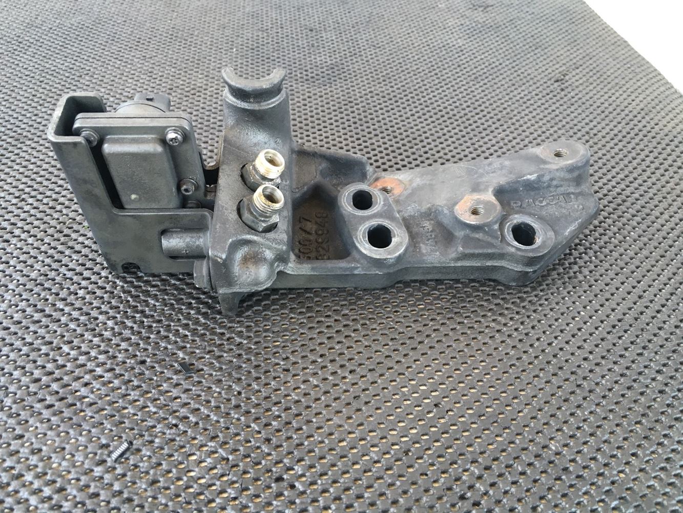 Stock #50406 - Engine Misc Parts | American Truck Chrome