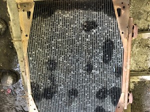 Used 2001 Ford STERLING Radiator (Stock #59616)) Part Image