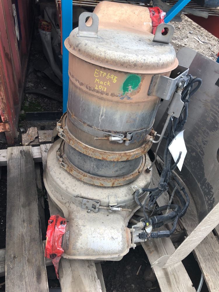 Used 2013 Mack CHU613 Diesel Particulate Filter (DPF) for sale