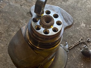 Used 2018 Detroit DD15 Crankshaft Image