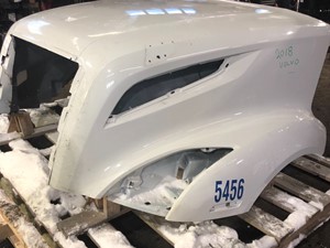 Used 2018 Volvo Hood (Stock #59689)) Part Image