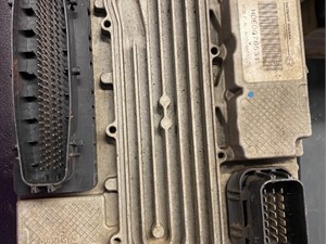 Used Detroit DD15 ECM Image