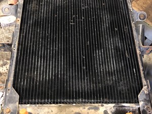 Used Freightliner Radiator (Stock #59617)) Part Image
