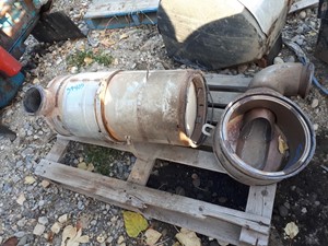 Used Diesel Particulate Filter (DPF) (Stock #59405)) Part Image