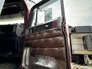 Used 2002 Freightliner FLD120 Door (Stock #ETP1655-7A)) Part Image