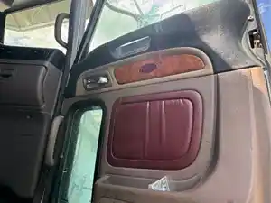 Used 2010 Peterbilt 386 Door (Stock #ETP1582-7A)) Part Image