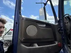 Used 2016 Volvo VNL Door (Stock #ETP1588-7)) Part Image