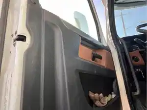 Used 2018 Freightliner Cascadia 126 Door (Stock #ETP1544-7)) Part Image
