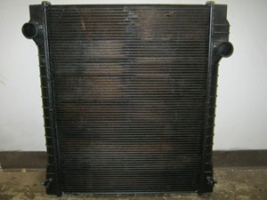 NTO 1995-2000 Ford F600 Radiator (Stock #800-10416)) Part Image