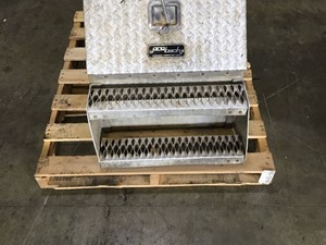 Used 1996 Volvo WCA Tool Box (Stock #693-10106)) Part Image