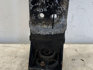 Used 2000 Freightliner FLD120SD Cab Mount (Stock #630-10655)) Part Image