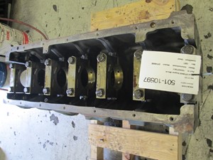 Used 2000 International DTA466 Block (Stock #501-10597)) Part Image