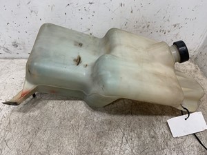 Used 2006 Freightliner Coronado Windshield Washer Reservoir (Stock #620-13825)) Part Image