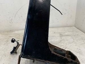 Used 2007 International 9400i Cab Mount (Stock #630-10625)) Part Image