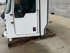 2008 Kenworth T800 Cabs (Stock #603-11151) Part Image