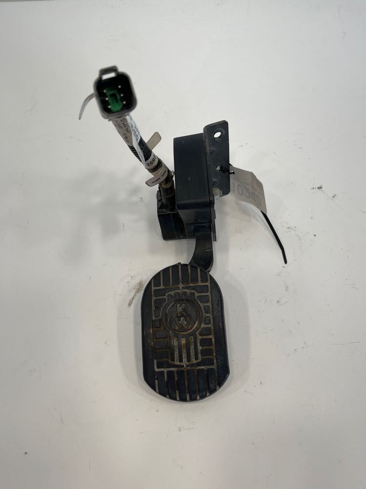 Used 2008 Kenworth T800 Throttle Position Sensor for sale Dorr